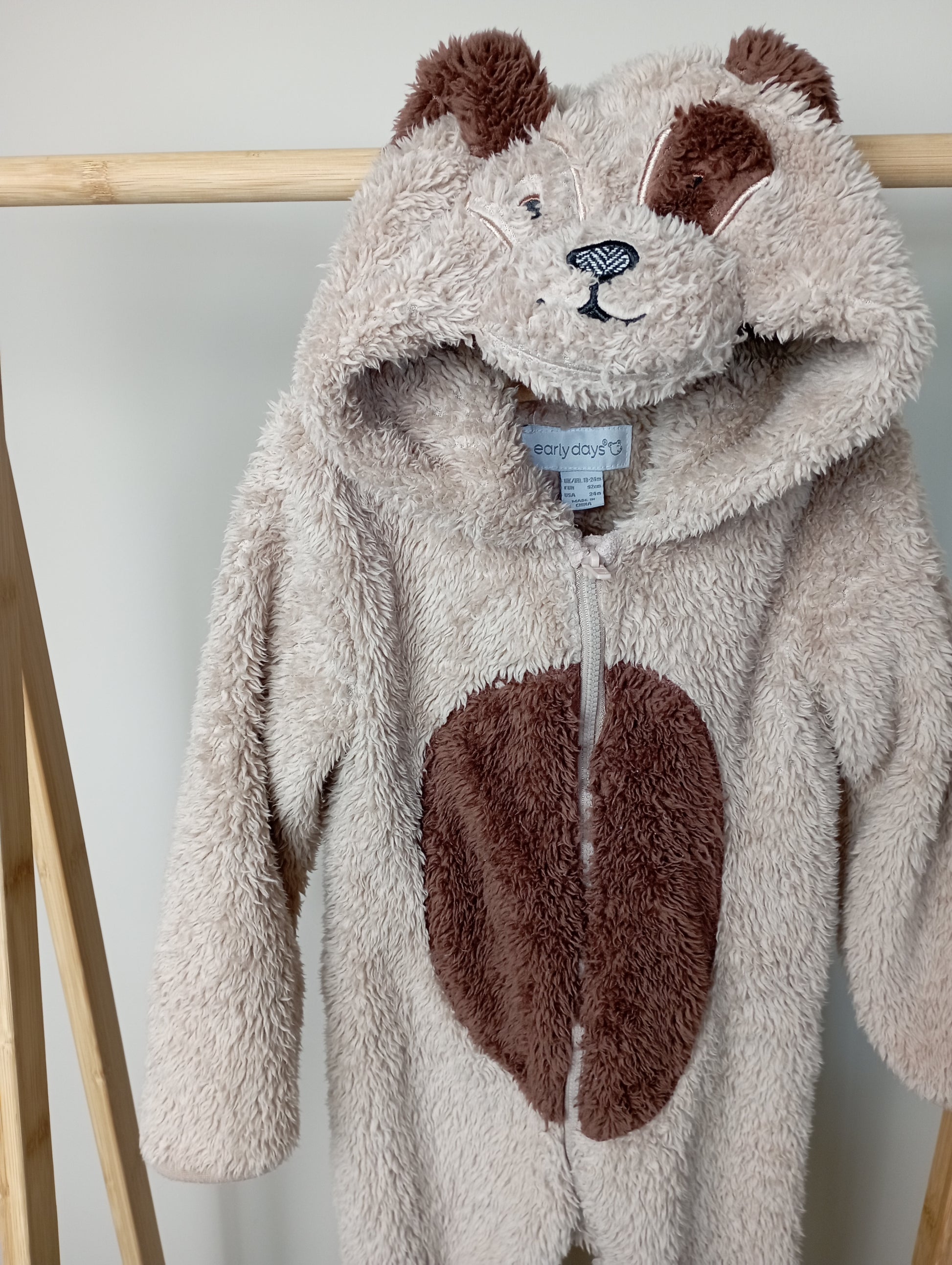 Hondenpakje 92 - Early Days