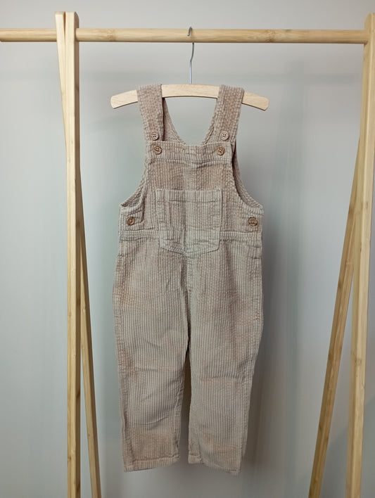 Salopette met ribbeltjes 86 Hema