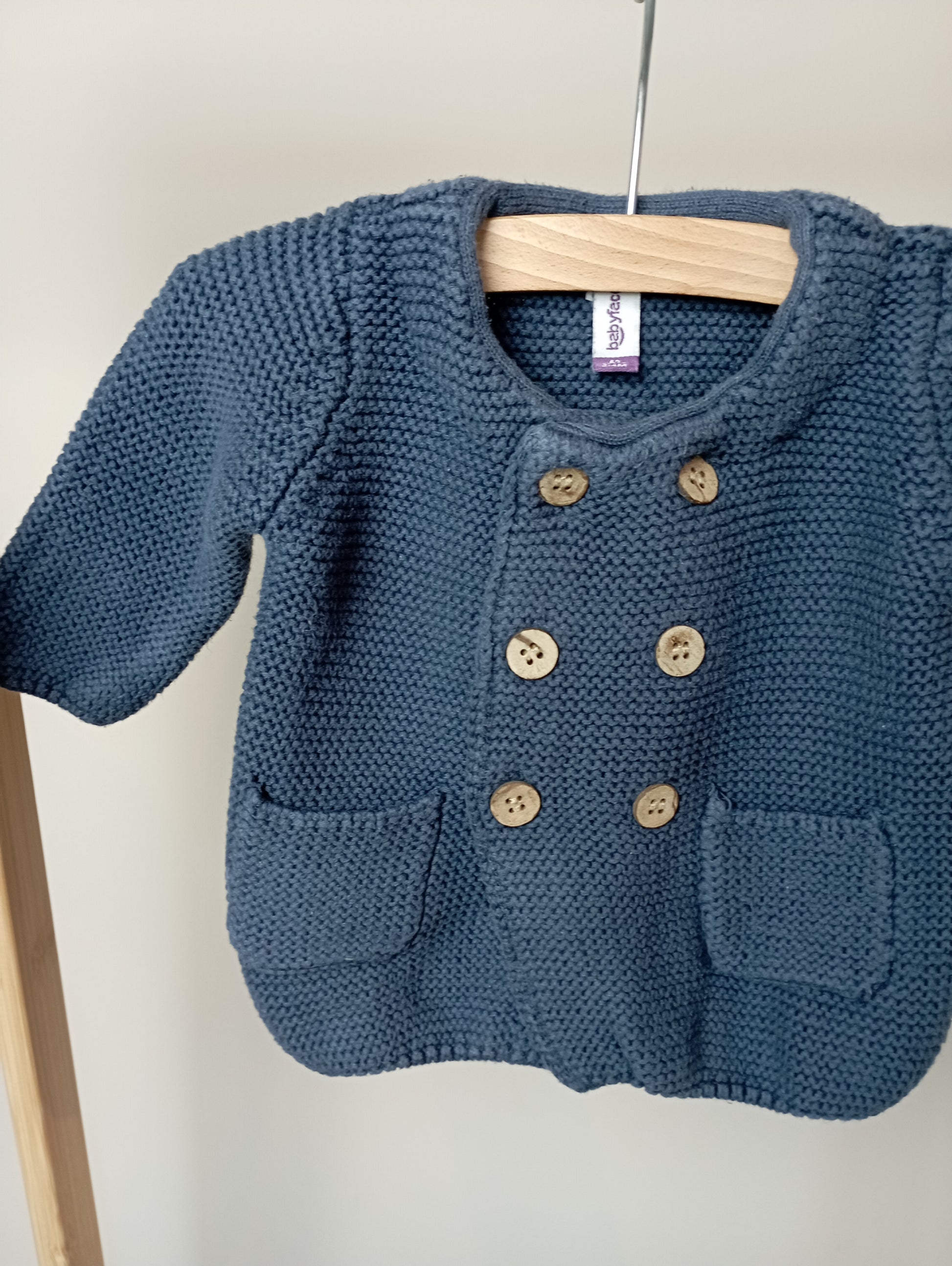 Vestje met knopen 62 Babyface