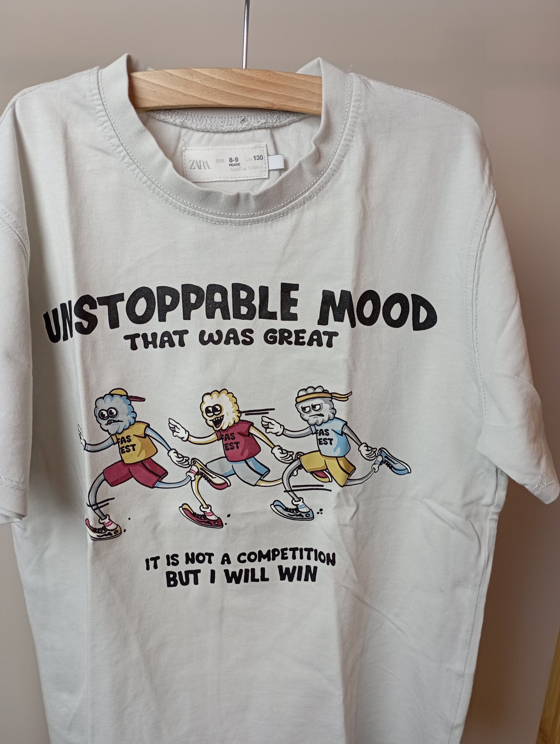 T-shirt "Unstoppable Mood" 128 Zara