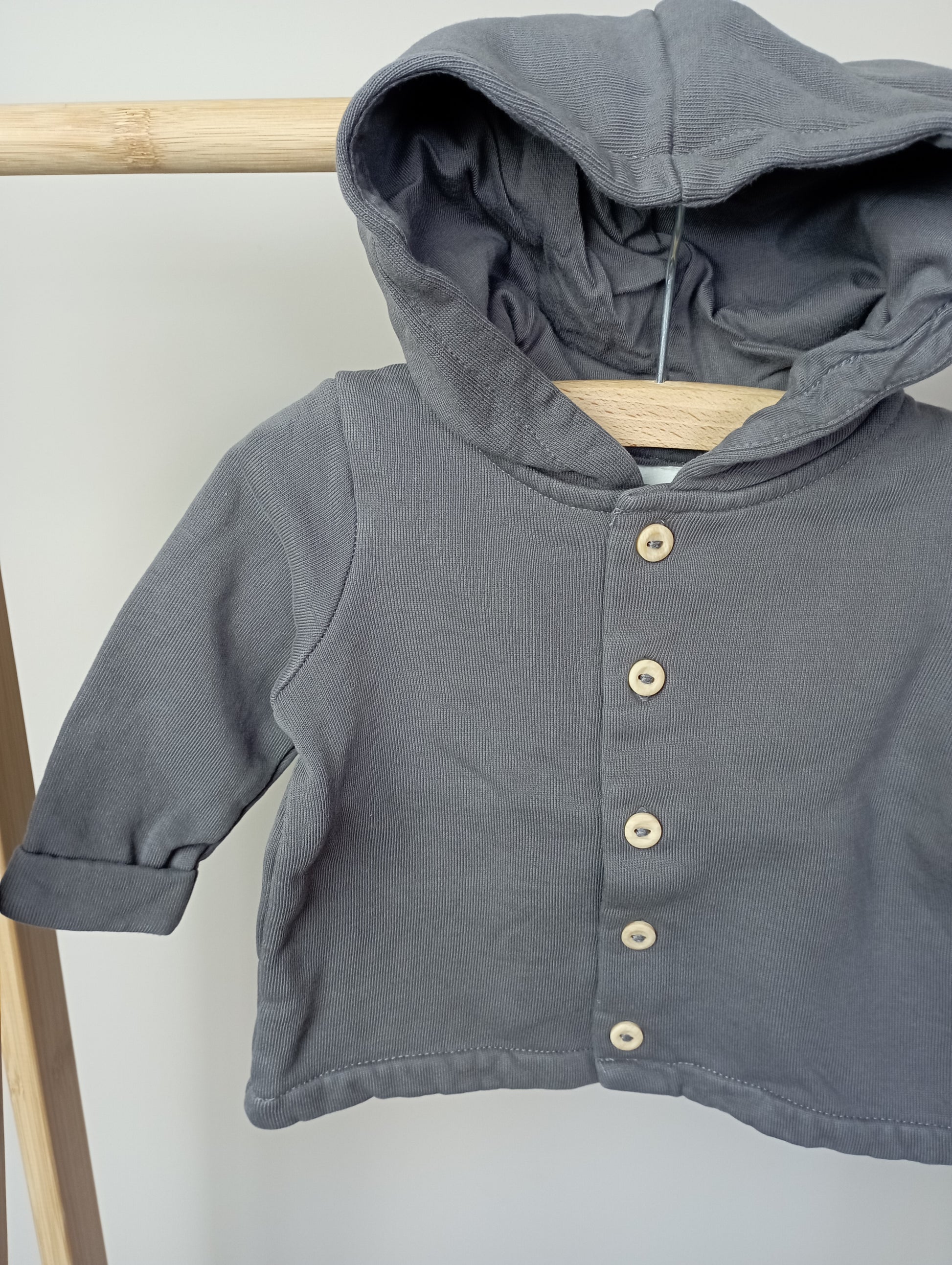 Vestje met knoopje 68 H&M