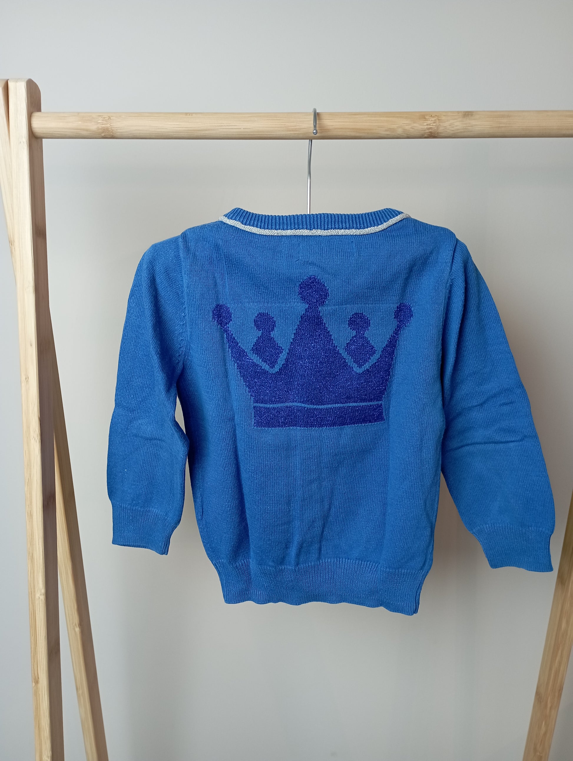 Truitje met knopen 92 Someone