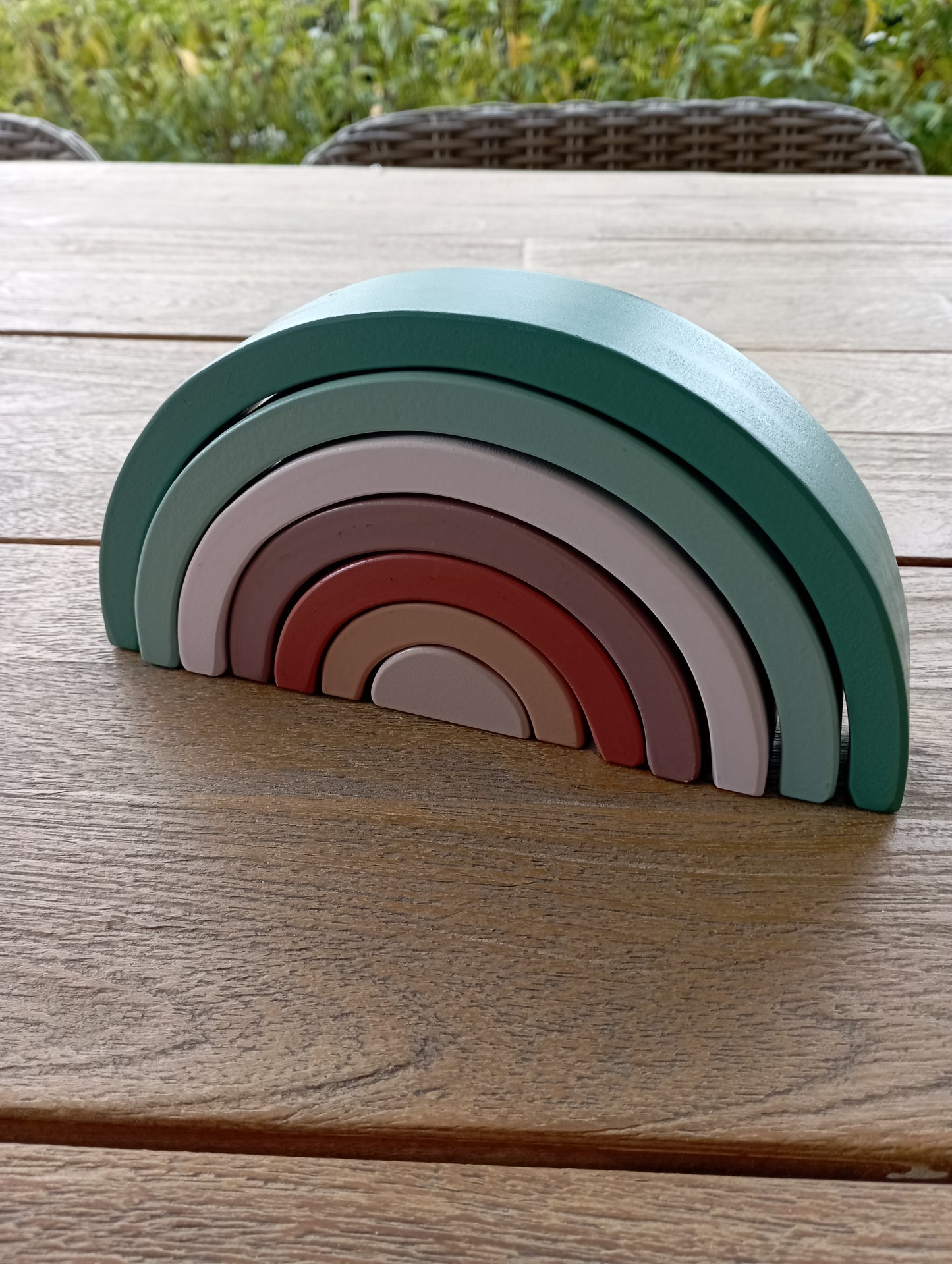 Houten regenboog - Find JOYs