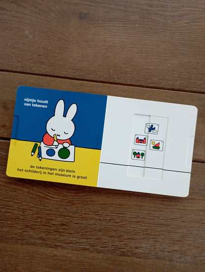 Groot en klein schuifboekje - Dick Bruna Deltas