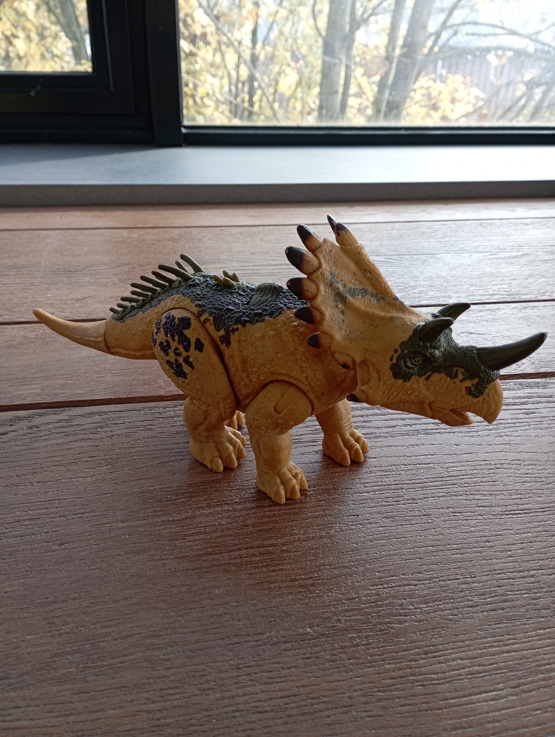 Dinosaurus met geluid Find JOYs