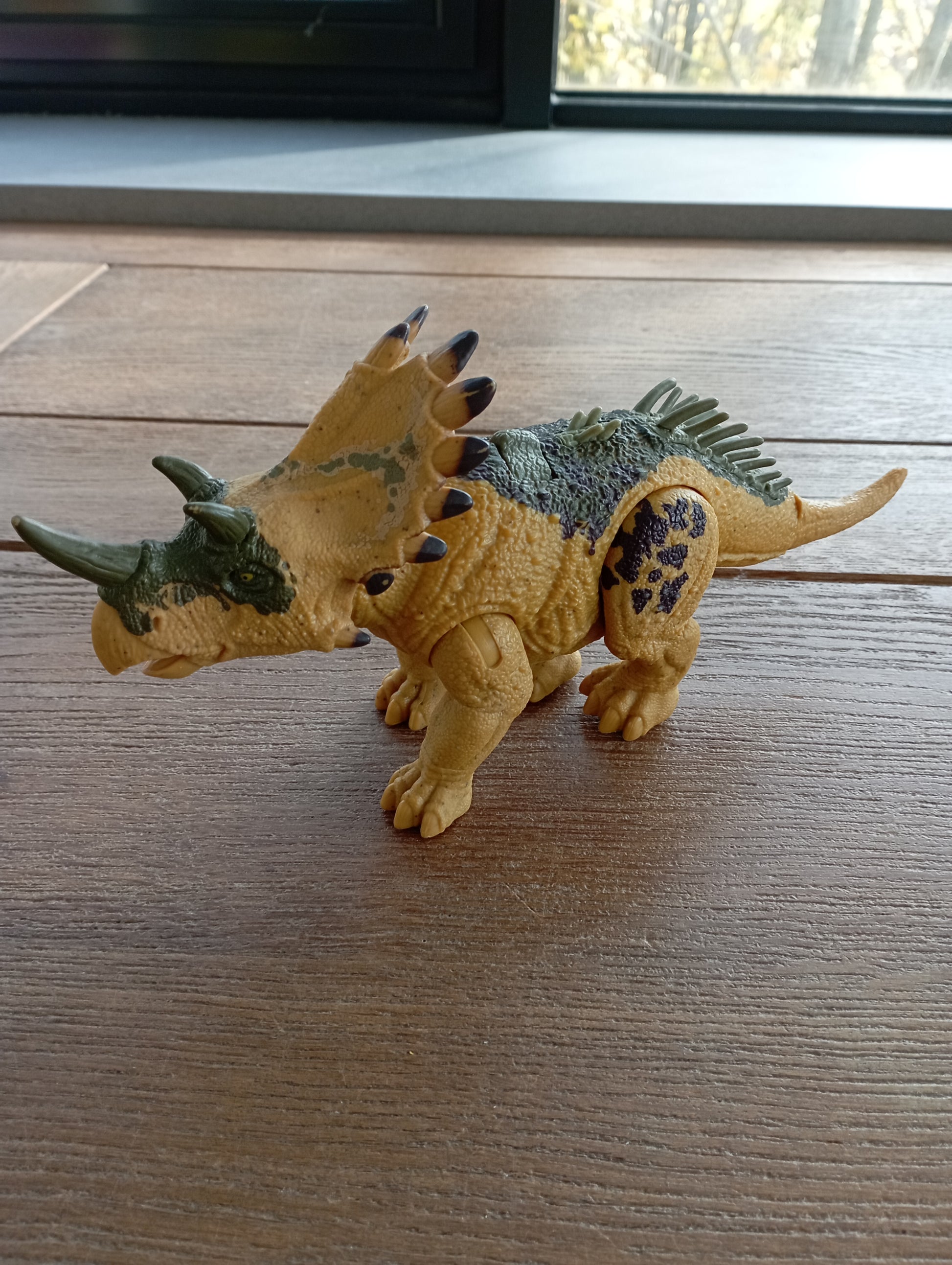 Dinosaurus met geluid Find JOYs