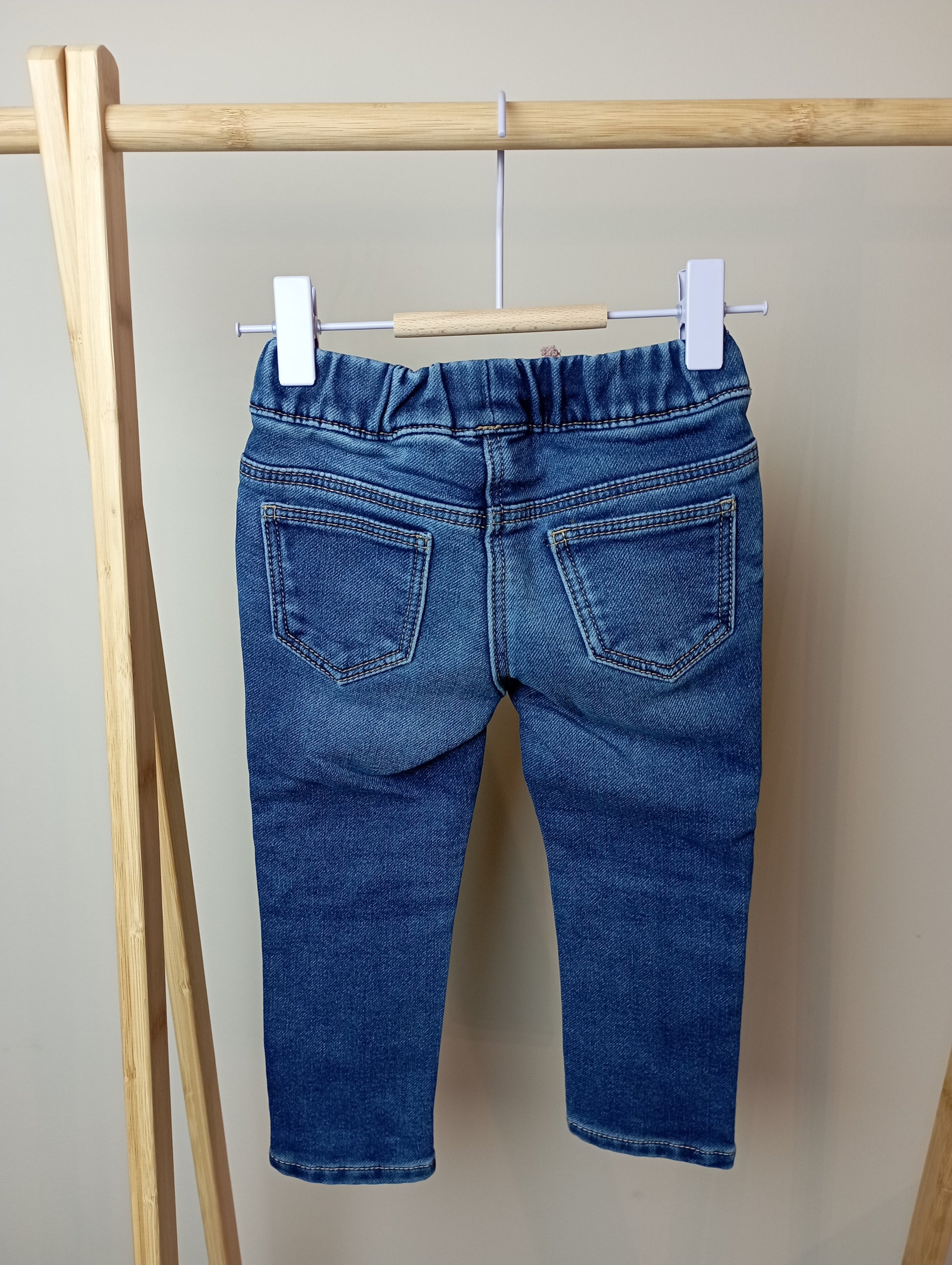 Jeansbroek met bloemen 92 C&A