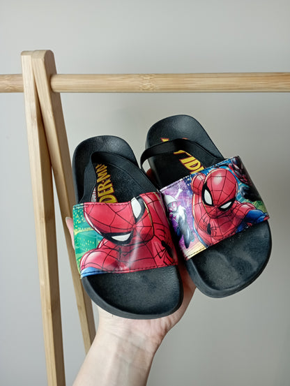 Slippers 26/27 Marvel