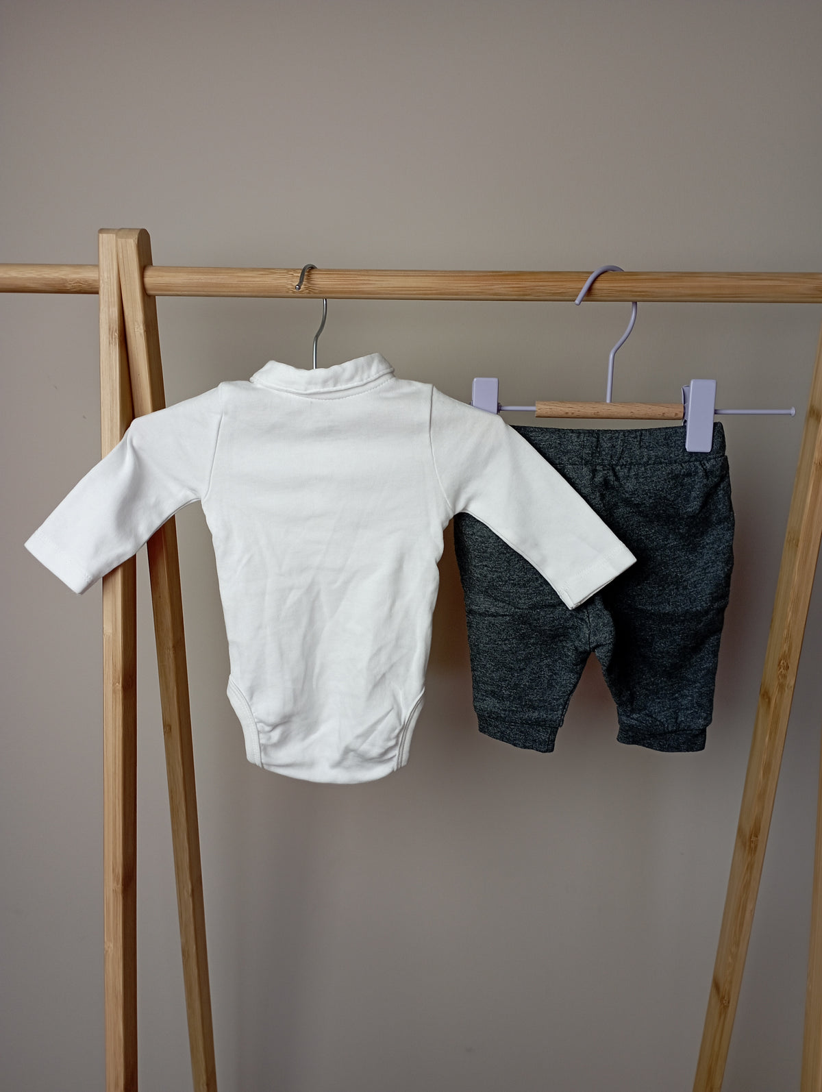 Setje met romper en strikje 50 H&M