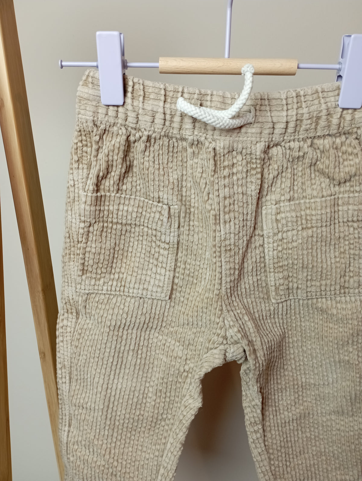 Broek in ribbelstofje 80 H&M
