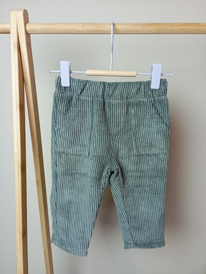 Broek in ribbelstofje 74 Zeeman