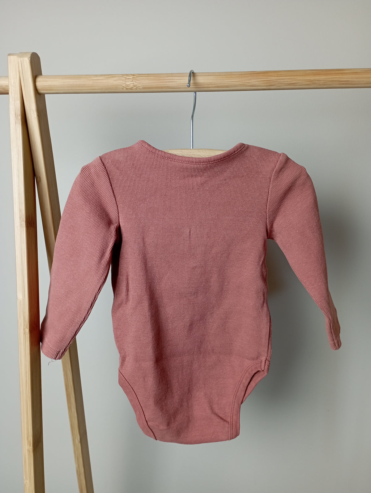 Romper met knoopjes 80 C&A