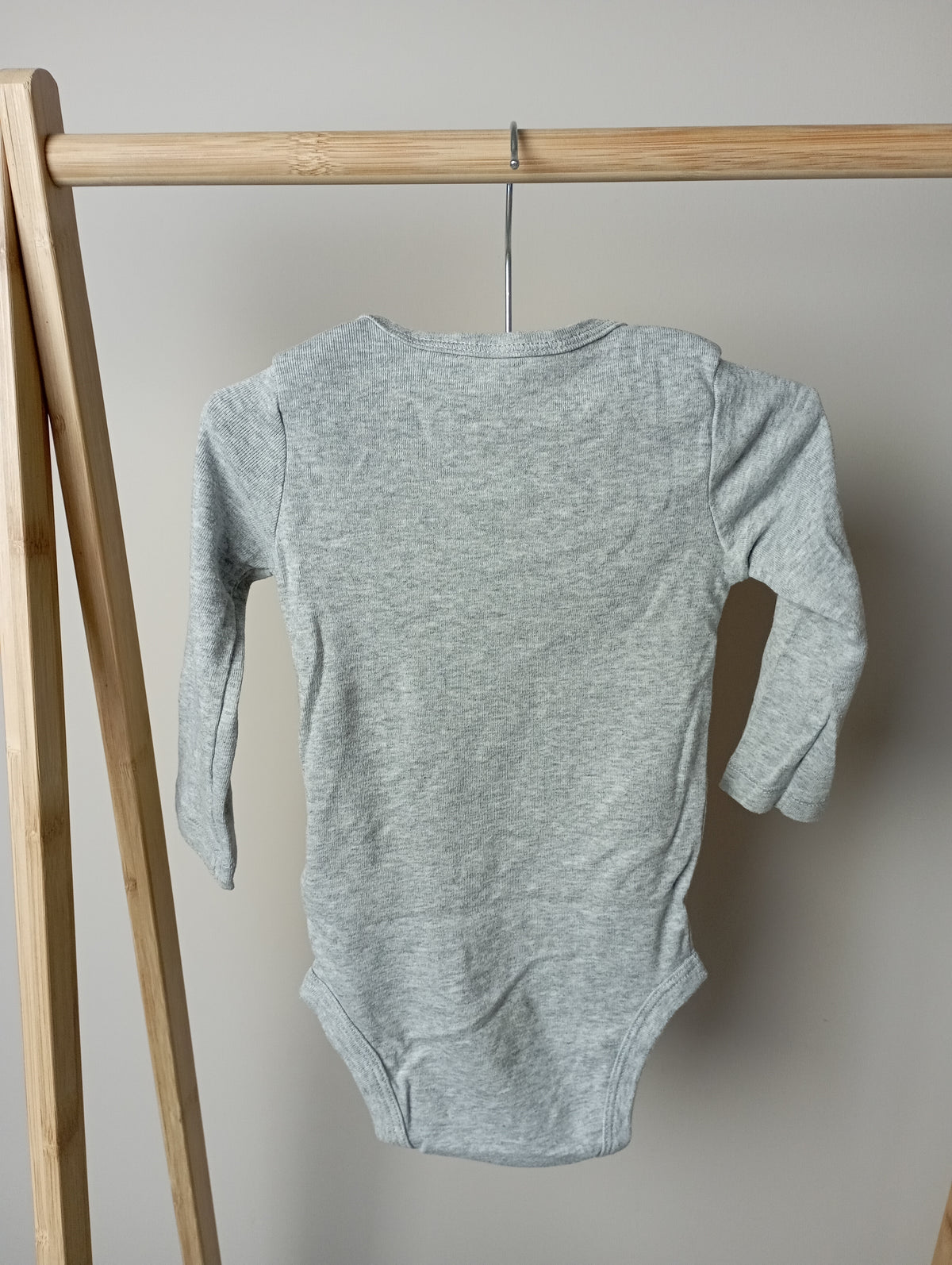 Romper 12m Carter's
