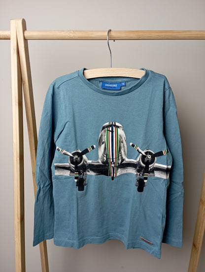 Longsleeve met vliegtuig 116 Someone