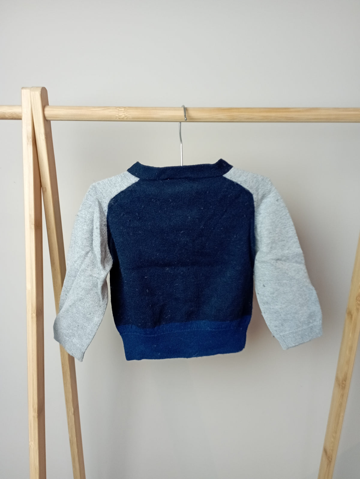 Vestje met knoopjes 18m Jacadi