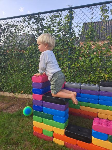 Mega bouwblokken huren bij Find JOYs