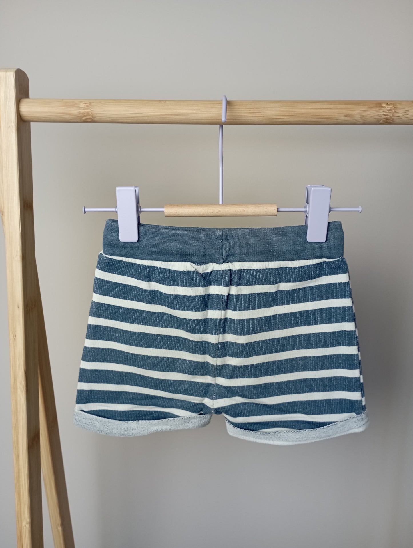 Short met strepen 80