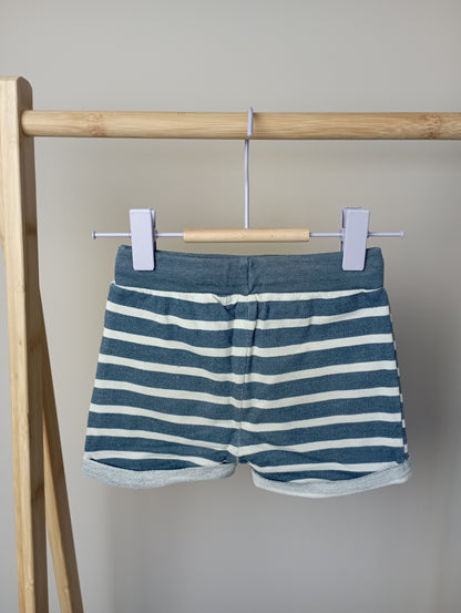 Short met strepen 80