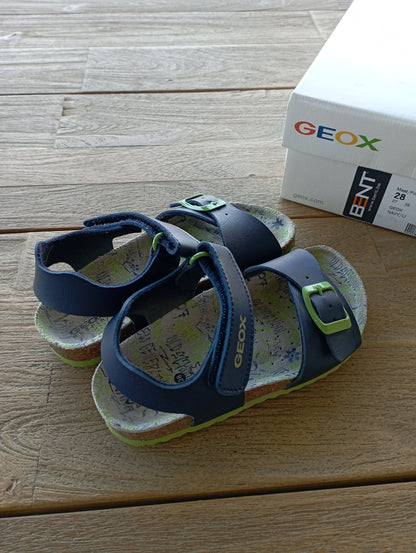 Sandalen 28