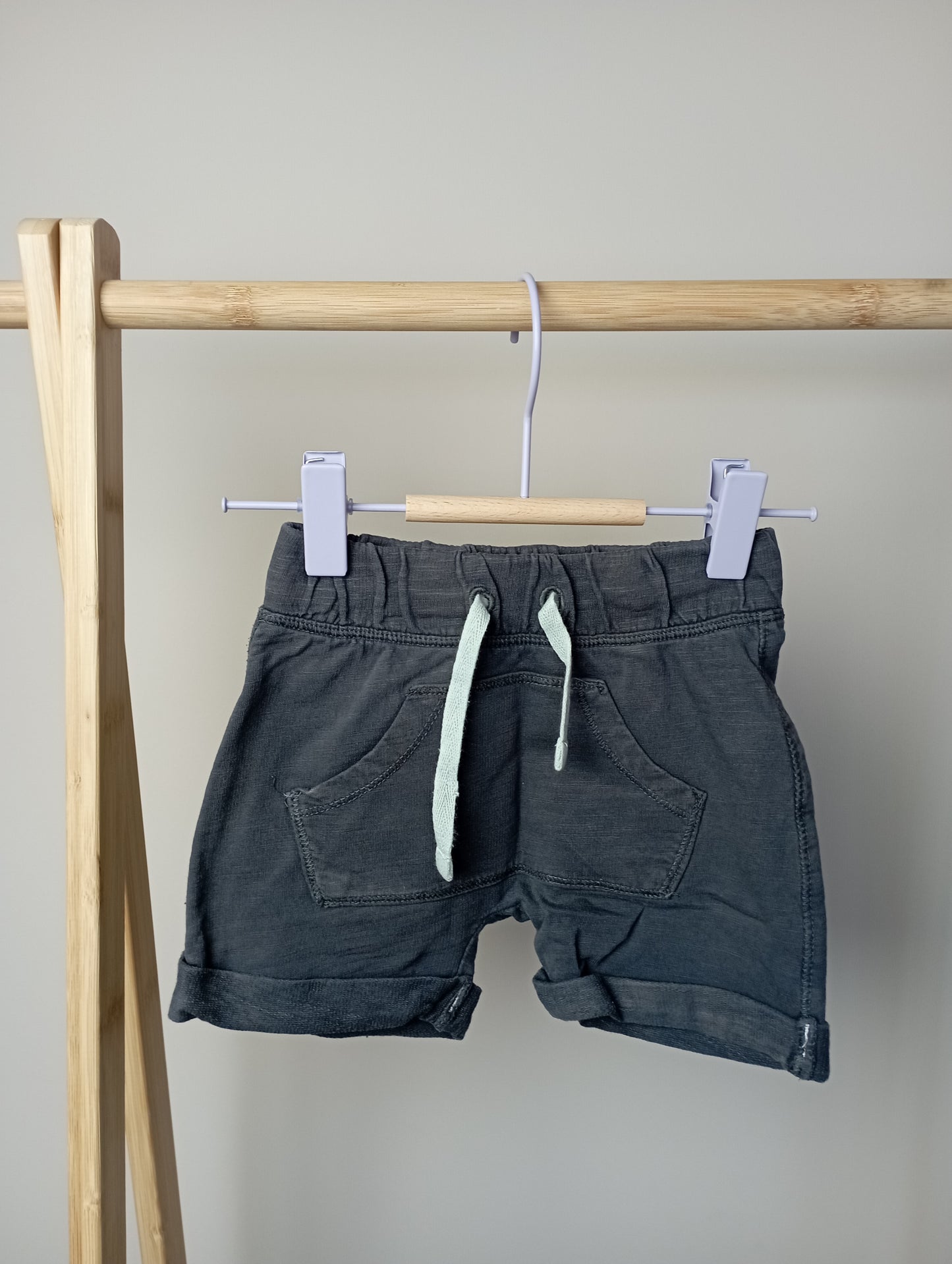 Short 80