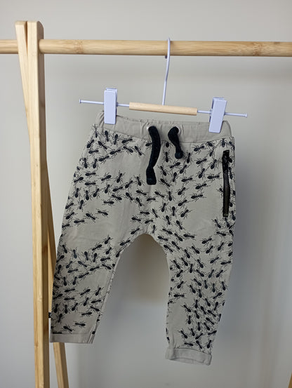 Comfy broek met mieren 86