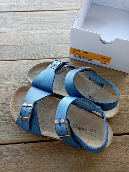 Sandalen 32